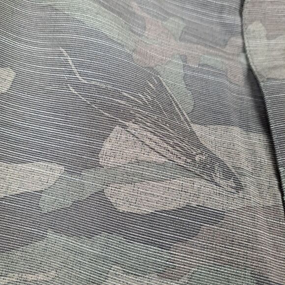 SALTY CREW Mens Shorts Sz 32 Hybrid CAMO Striped Walking Swim Casual Golf Fish - Picture 6 of 12